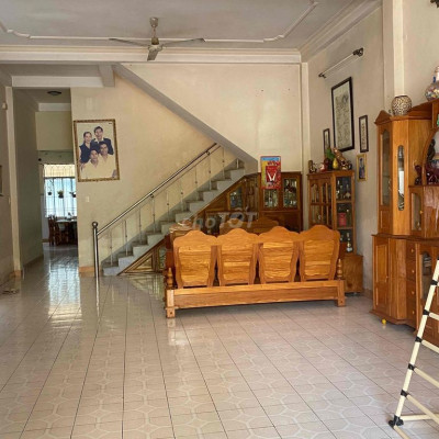 cho thuê nhà 3 tầng