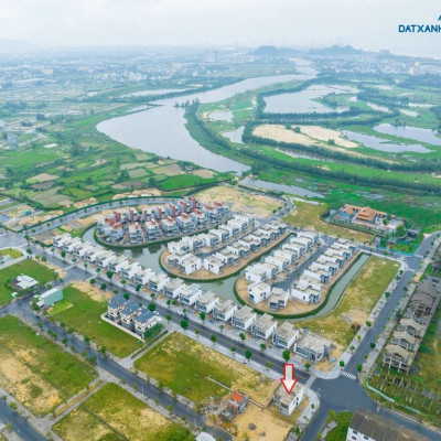 Căn góc 2 mặt tiền đường 20,5m dự án RegalVictoria