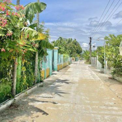 LÔ GÓC 330m2 PHÍA NAM ĐÀ NẴNG MUA ĐẤT TẶNG VÀNG