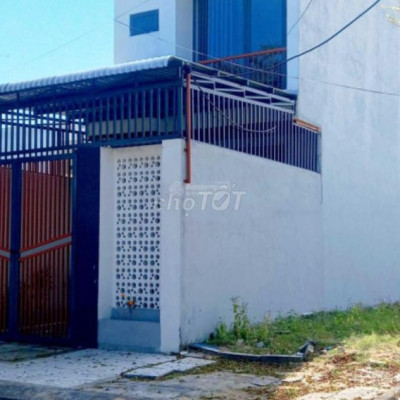 ĐẤT NỀN - CẠNH MT DŨNG SỸ ĐIỆN NGỌC