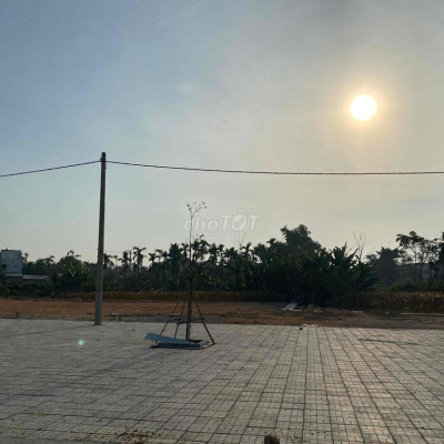 Cần chuyển nhượng lô đất ở mặt tiền cầu mới CẩmKim