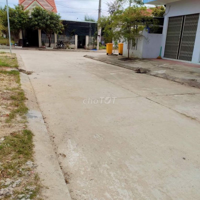 CẦN BÁN GẤP ĐẤT CHÍNH CHỦ GIÁ RẺ K QUA MÔI GIỚI