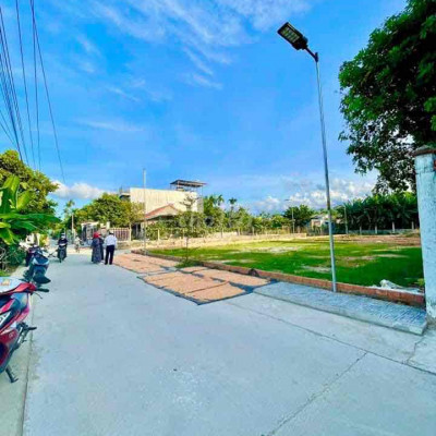 Đất Đại Hiệp Gần UBND 400tr/130m2