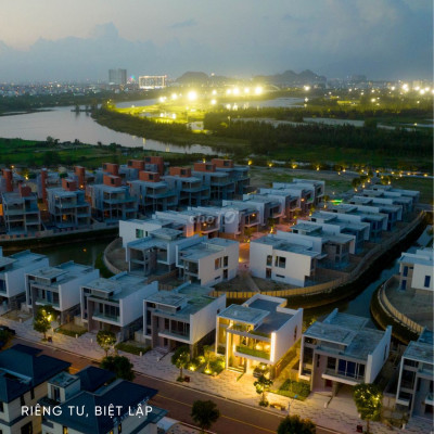 BÁN BIỆT THỰ VEN BIỂN GIỮA LÒNG ĐÀ NẴNG - HỘI AN