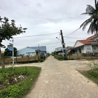 ĐiệnTiến 109m view hồ sen gần DT605 sổ sẵn chỉ 5xx