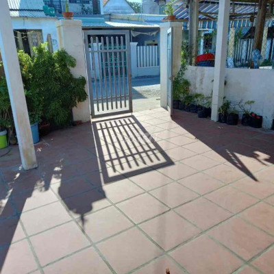 cần bán nhà mặt tiền đường nhựa điện hoà