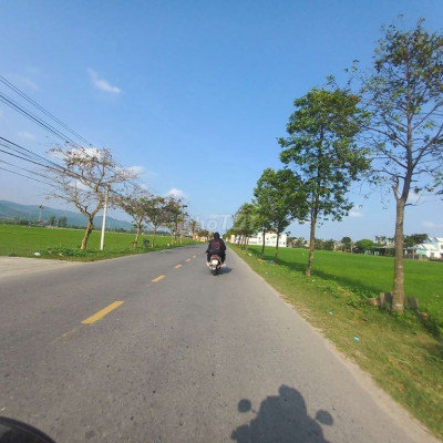 Đất ven TT Ái Nghĩa, cách Nguyễn Tất Thành 200m
