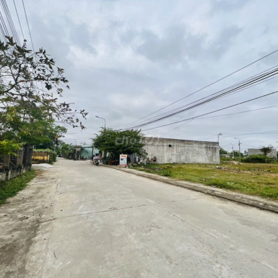 SỤP HẦM LÔ ĐẤT QUY HOẠCH 13M5 GIÁ 1TỶ2 SÁT QUỐC LỘ