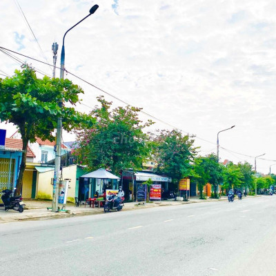 Chính chủ bán gấp lô giáp Vĩnh Điện sầm uất/Sẵn sổ