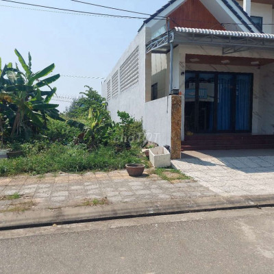 Đất 1,1 tỷ, 132m² KDC mới Núi Thành mt đường nhựa