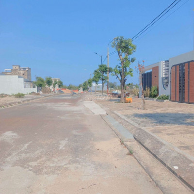 Bán gấp 110m2 kDT số 9_ Điện Ngọc