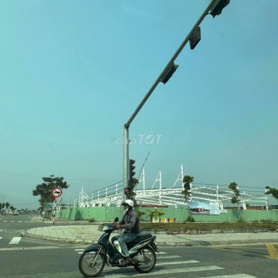 Bán nhanh lô đất đối diện bv Vĩnh Đức,gần siêu thị