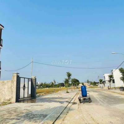 Sụp hầm lô Khu đô thị số 9 Điện Ngọc.