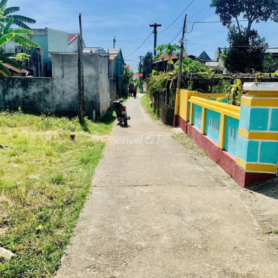 Bán Mảnh đất 323 m2 Gần Vĩnh Điện Chỉ 586 triệu