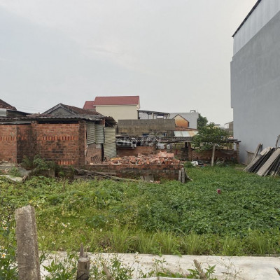 Chính chủ bán bê tông chính trục Nguyễn sinh sắc