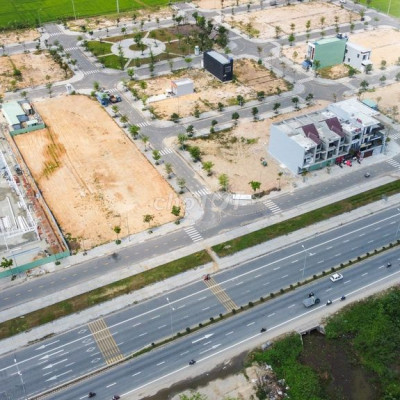 BÁN THÁO LÔ 100m2-Mặt tiền quốc lộ 1A-Giá lỗ 200tr