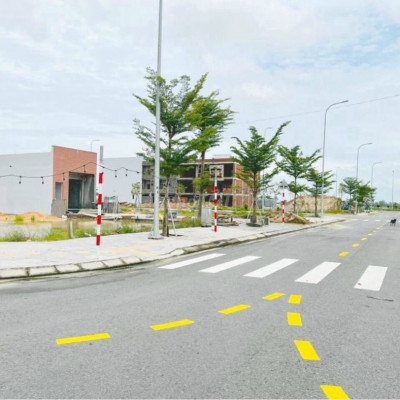 Chủ cắt lỗ bán gấp lô cạnh siêu thị BigC Điện Bàn