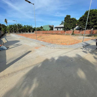 Chỉ cần bỏ ra 300 triệu Anh/Chị đã sở hữu được nhà