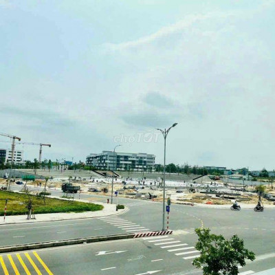 Bán cặp đất thuận tiện việc kinh doanh đã có sổ