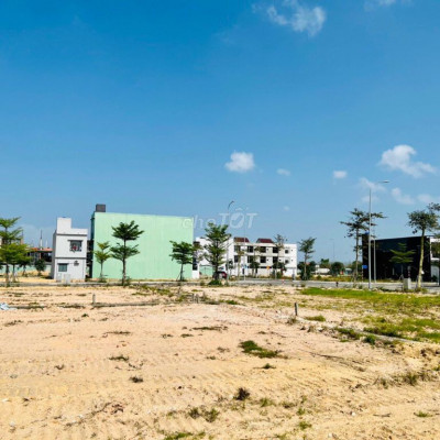 Chính chủ bán rẻ lô đất DT 272m2 - QL1A, Điện Bàn