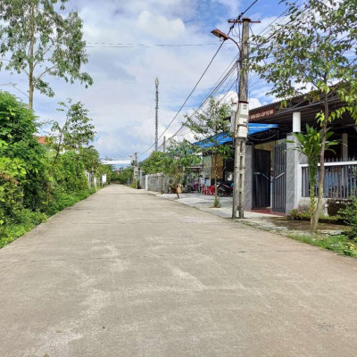 150m2 mặt tiền đg Tích Phú 1,kẹp đg bên cạnh 3 mét