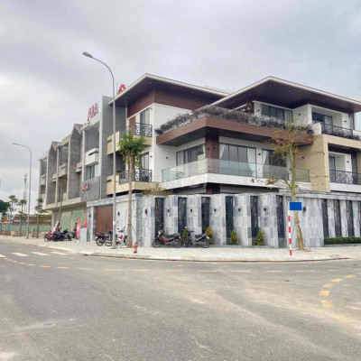 Lô Đất 136m2 đường 27m Quốc Lộ 1a