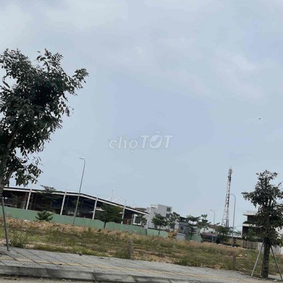 Chính chủ cần ra hàng lô đất mặt tiền QL1A