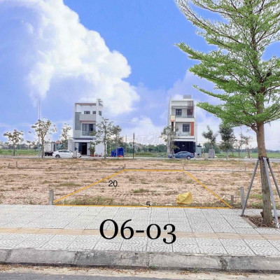 Ngân hàng réo mãi nên bán gấp lô đất mặt tiền Ql1A