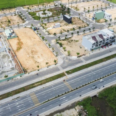 Cần thanh lý gấp lô đất mặt tiền, 100m2 - QL1A, QN