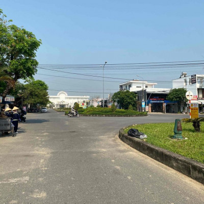 Khu Phố Chợ- Kinh Doanh sầm uất-Giá đầu tư