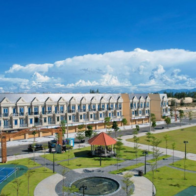 Sở hữu ngay nhà phố 4 tầng ven biển, sổ đỏ lâu dài