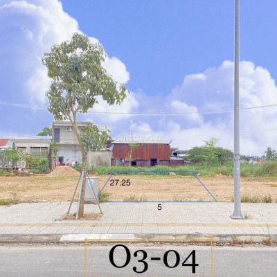 Bán gấp 2 lô đất giá rẻ, DT 136m2 - QL1A, Q.Nam