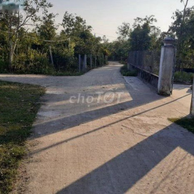 LÔ GÓC GẦN 200m2 ĐẤT THỊ TRẤN HÀ LAM SÁT QL1A