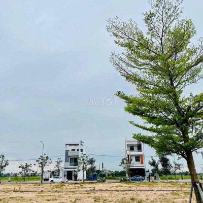 Đất có sổ đỏ 100m2 đối diện bệnh viện Vĩnh Đức