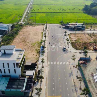 Bán đất giá rẻ - Gần siêu thị Go - Đã có sổ