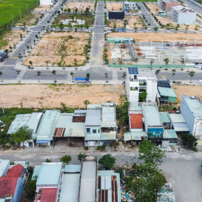 Đất nền sẵn sổ ngay trục quốc lộ, cạnh siêu thị Go