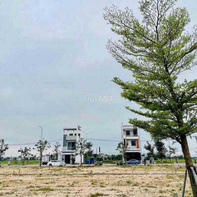 Qua Mỹ định cư bán gấp lô đất 100m2 đã có sổ