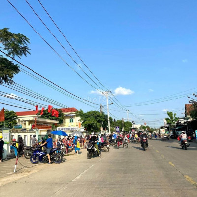 Chính chủ bán gấp lô Điện Tiến 221m2  làm nhà vườn