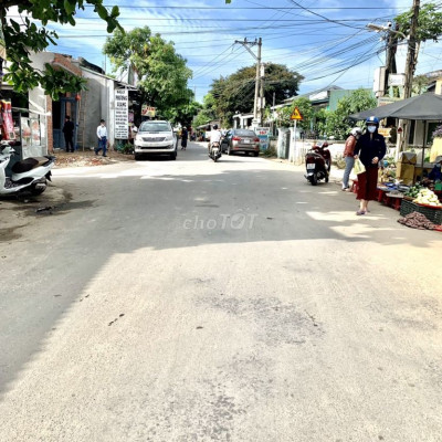 Ngay Trục Đường Chợ Bình Quý Đi vào 150 m2/460 TR