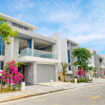 Biệt thự 3PN 427m2 đường Võ Nguyên Giáp, ven biển