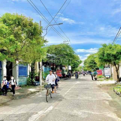 Bán Gấp Lô Đất Đẹp 150m2 - Ngang 6,5m - Hướng ĐN