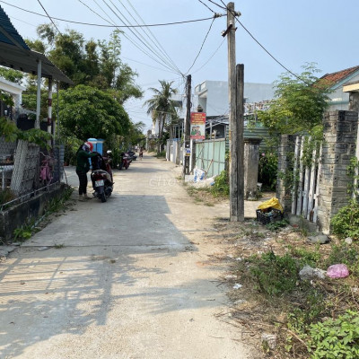 Đất nhà vườn, sát Ngã tư Điện Ngọc. GẦN KHU FPT