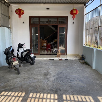 Gia đình cần bán nhà 2 tầng Phạm Như Xương