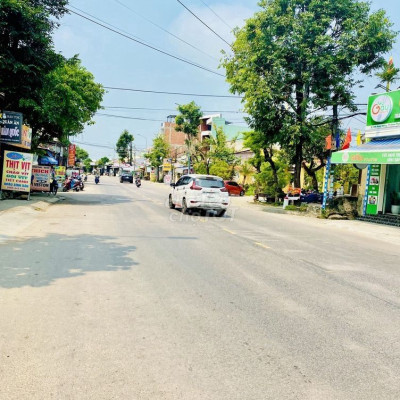 Bán Gấp Block sát Lộ-Mặt tiền kinh doanh-Giá 1ty