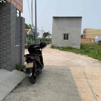 Đât Tứ Ngân Điện Ngọc đường bt 4m giá rẻ