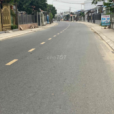 Bán Đất MT đường nhựa gần chợ kinh doanh buôn bán