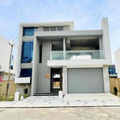 Bán bớt một căn nhà để đi nước ngoài, ngay biển Đà Nẵng, có sổ rồi