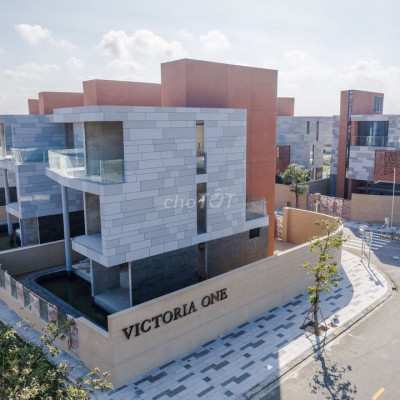 Bán biệt thự view sân golf, ven biển Đà Nẵng 427m2