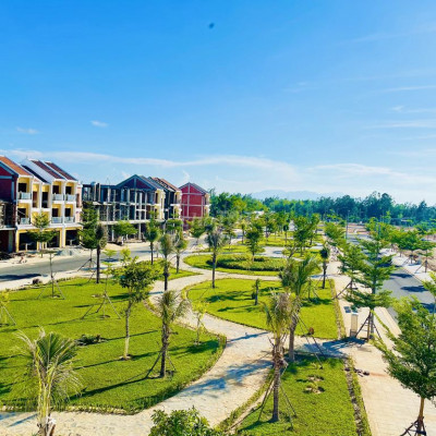 Sập hầm nhà ven sông Nam HA cổng chính 3,3 tỷ