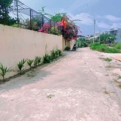 THI PHƯƠNG - ĐIỆN PHONG LÔ 350m2 ĐƯỜNG 5m5 GIÁ 4xx